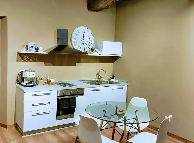 Montella 2 아파트